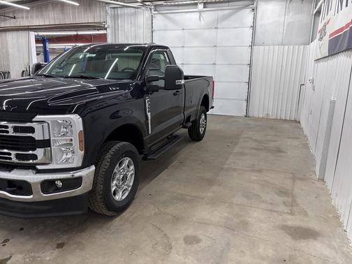 2025 Ford F-350 XLT