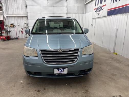 2009 Chrysler Town & Country Touring