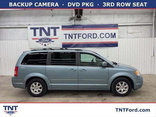 2009 Chrysler Town & Country Touring