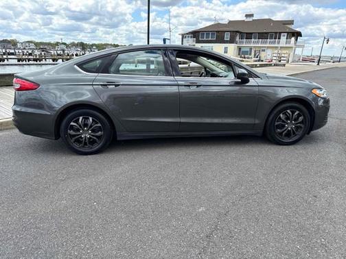 2020 Ford Fusion S