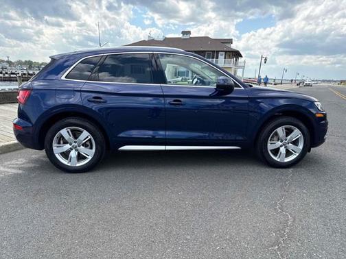 2018 Audi Q5 2.0T Tech Premium