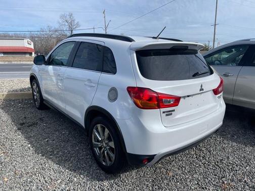 2013 Mitsubishi Outlander Sport LE