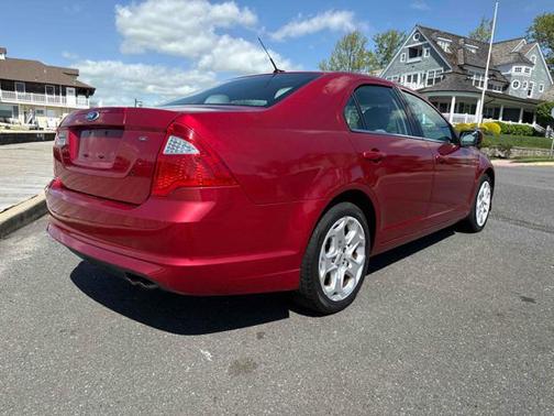 2011 Ford Fusion SE