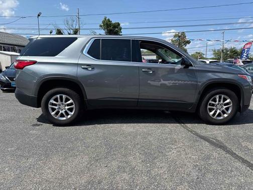 2018 Chevrolet Traverse LS