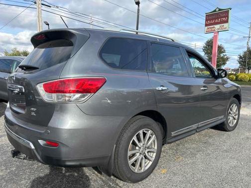 2015 Nissan Pathfinder SL