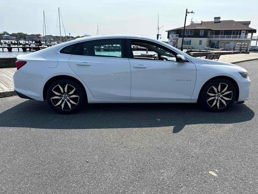 2016 Chevrolet Malibu 1LT