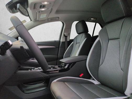 Iridescent White Tricoat 2026 Buick Envision Sport Touring AWD
