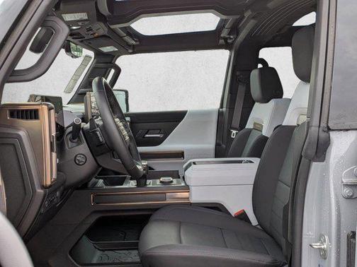Meteorite Metallic (Grey) 2025 GMC HUMMER EV SUV 3X