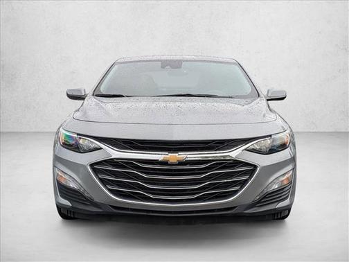 Sterling Gray Metallic 2024 Chevrolet Malibu FWD 1LT