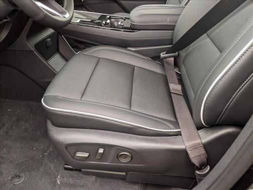 2025 Buick Enclave Preferred FWD