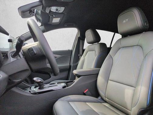 2026 Buick Envista Sport Touring FWD