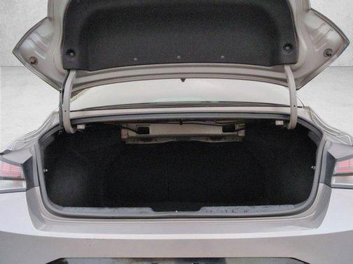 Fluid Metal 2021 Hyundai ELANTRA N Line