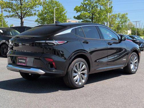 Ebony Twilight Metallic 2026 Buick Envista Avenir FWD