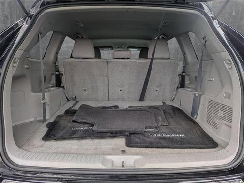 2015 Toyota Highlander LE