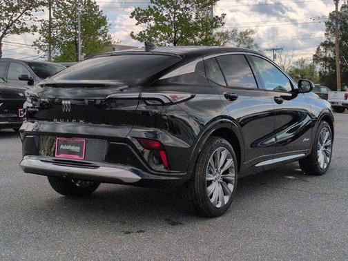 Ebony Twilight Metallic 2026 Buick Envista Avenir FWD