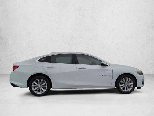 Summit White 2024 Chevrolet Malibu FWD 1LT
