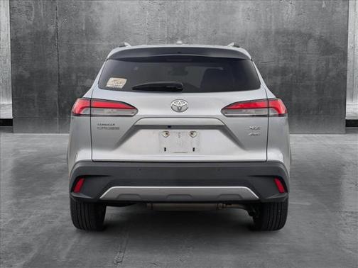 2022 Toyota Corolla Cross XLE