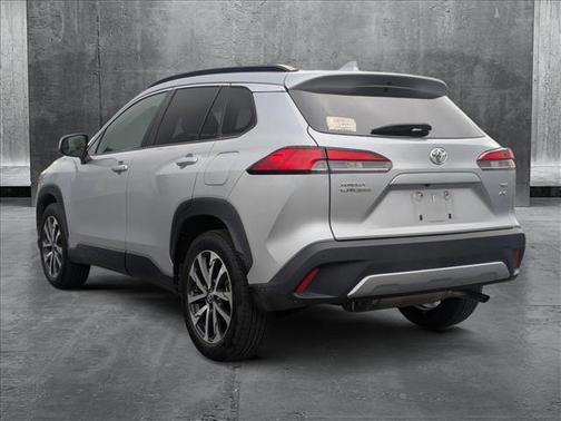 2022 Toyota Corolla Cross XLE
