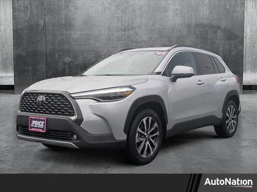 2022 Toyota Corolla Cross XLE