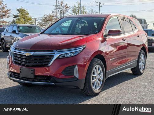 Radiant Red Tintcoat 2023 Chevrolet Equinox 1LT