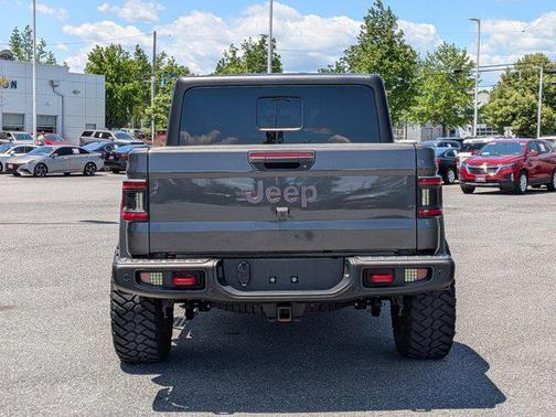 Granite Crystal Metallic Clearcoat 2023 Jeep Gladiator Rubicon