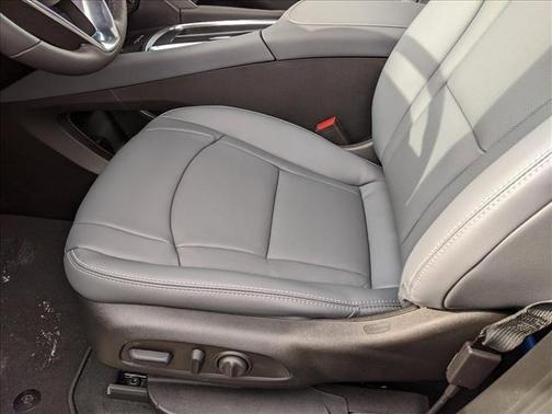 2024 Buick Enclave Essence FWD