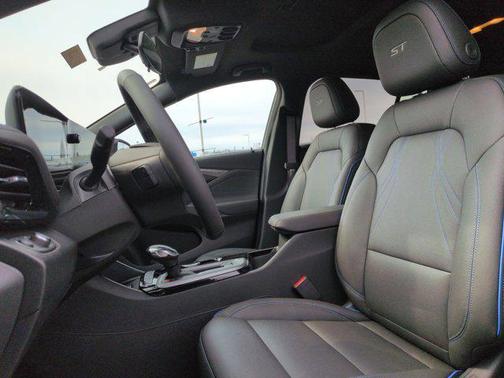 2026 Buick Envista Sport Touring FWD