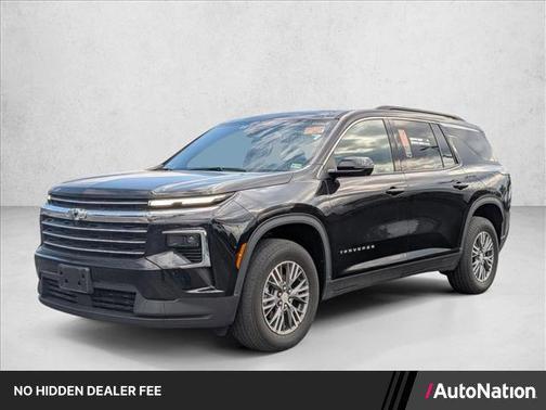 Mosaic Black Metallic 2024 Chevrolet Traverse LT