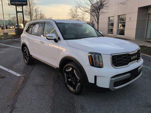2023 Kia Telluride S