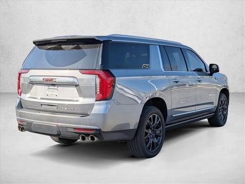 Sterling Metallic 2023 GMC Yukon XL Denali