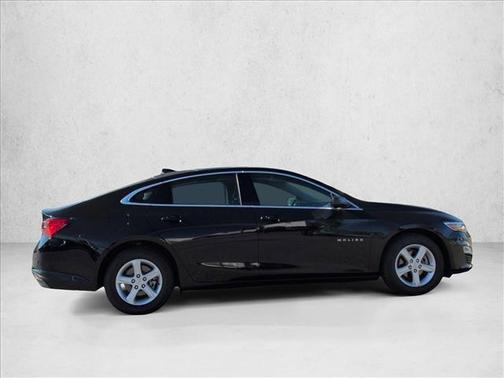 Mosaic Black Metallic 2023 Chevrolet Malibu 1LS