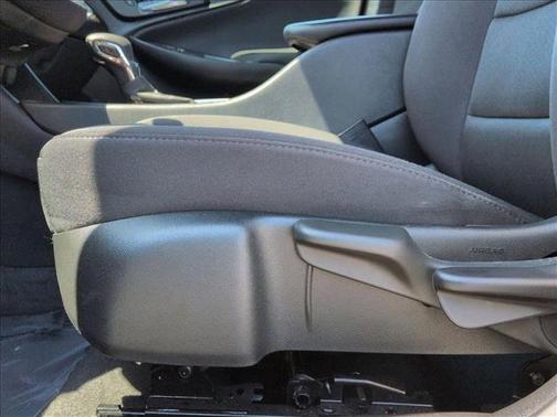 Mosaic Black Metallic 2023 Chevrolet Malibu 1LS