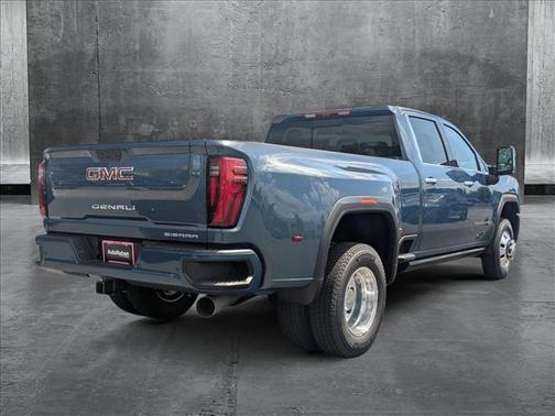 2025 GMC Sierra 3500 Denali