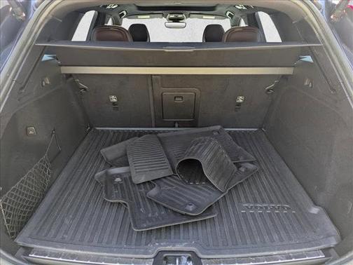 2022 Volvo XC60 B5 Inscription
