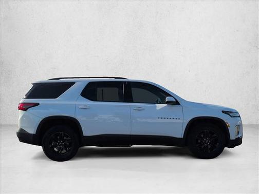 Summit White 2023 Chevrolet Traverse LT Cloth