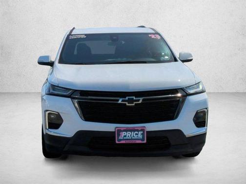 Summit White 2023 Chevrolet Traverse LT Cloth