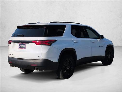 Summit White 2023 Chevrolet Traverse LT Cloth