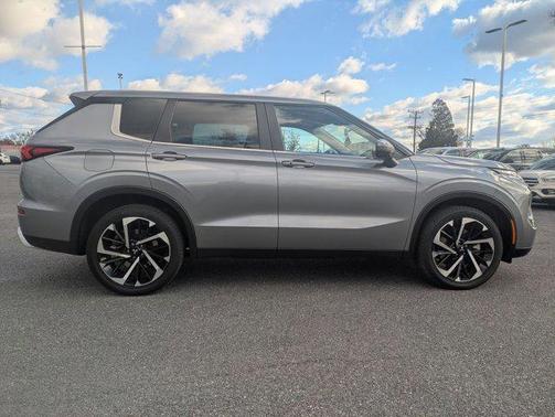 2023 Mitsubishi Outlander SE 2.5 S-AWC