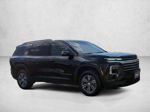 Mosaic Black Metallic 2024 Chevrolet Traverse LT