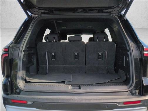 Mosaic Black Metallic 2024 Chevrolet Traverse LT