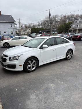Summit White 2016 Chevrolet Cruze Limited 2LT