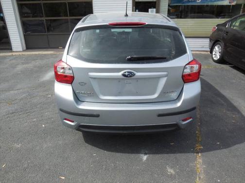 2012 Subaru Impreza 2.0i Premium