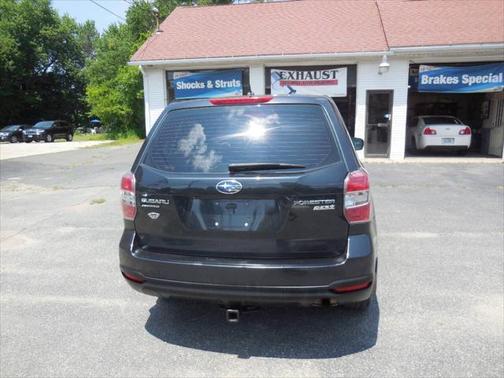 2015 Subaru Forester 2.5i