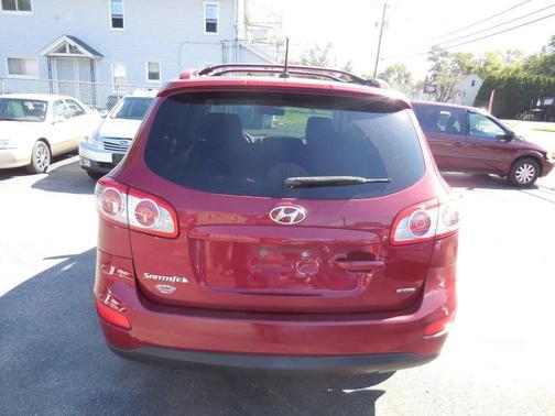 2012 Hyundai SANTA FE SE