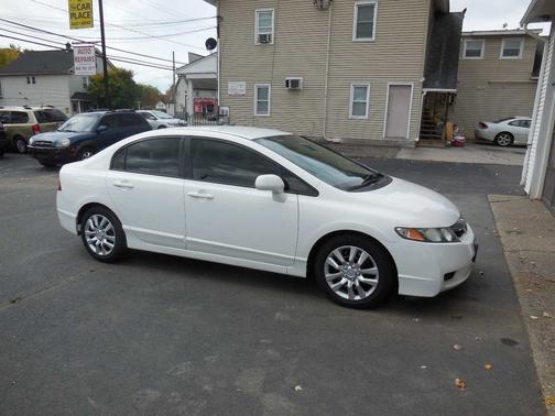 2011 Honda Civic 4dr Auto LX