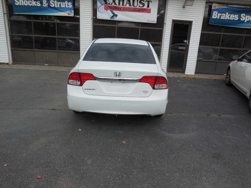 2011 Honda Civic 4dr Auto LX