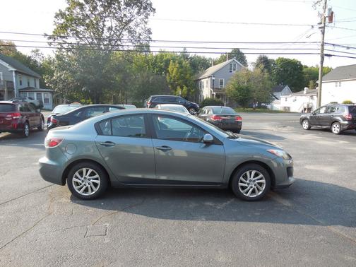 2012 Mazda Mazda3 4dr Sdn Auto i Grand Touring