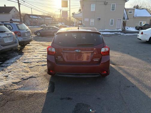 2013 Subaru Impreza 2.0i Premium