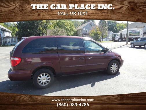 2003 Chrysler Town & Country LX