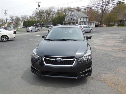 2016 Subaru Impreza 2.0i